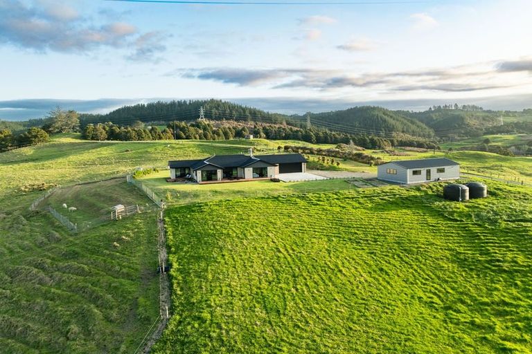 Photo of property in 681 Otaika Valley Road, Maungatapere, Whangarei, 0170