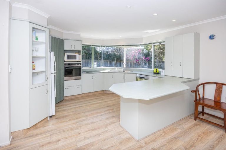 Photo of property in 14 Halcione Close, Flagstaff, Hamilton, 3210