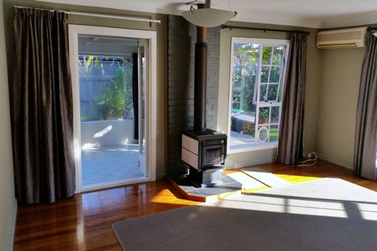 Photo of property in 75a Hinau Street, Riccarton, Christchurch, 8041