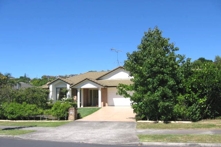 Photo of property in 4 Kate Sheppard Avenue, Torbay, Auckland, 0630