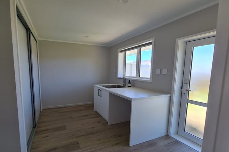 Photo of property in 1/83 Harris Street, Pukekohe, 2120