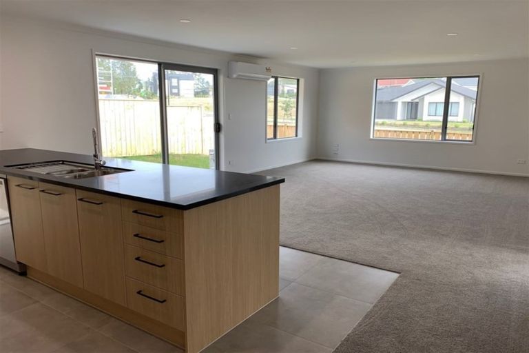 Photo of property in 29 Nellie Drive, Kumeu, 0810