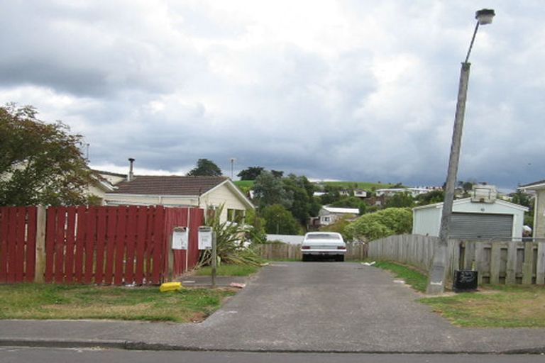 Photo of property in 28a Brougham Place, West Harbour, Auckland, 0618