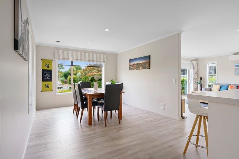 Photo of property in 10 Cooper Crescent, Cambridge, 3434