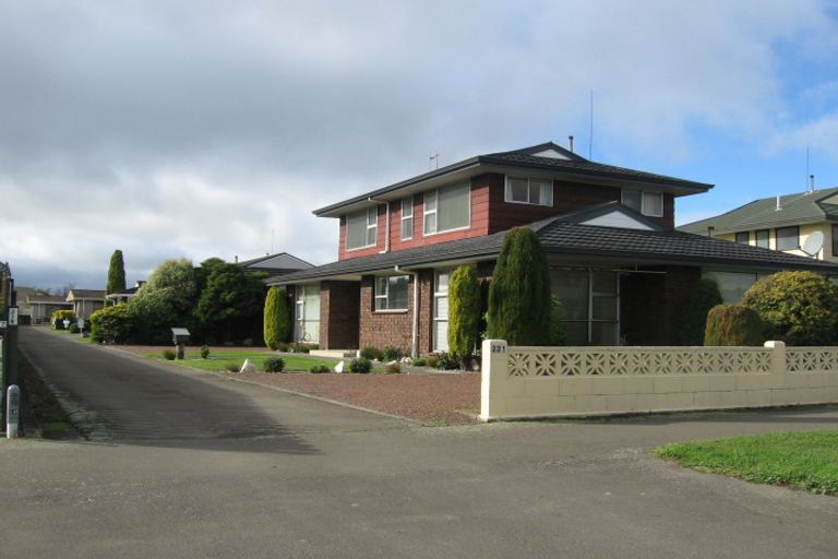 Photo of property in 219 Ruahine Street, Roslyn, Palmerston North, 4414