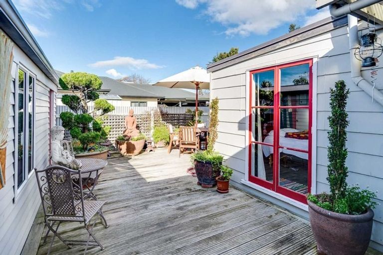 Photo of property in 911 Nelson Street North, Mahora, Hastings, 4120