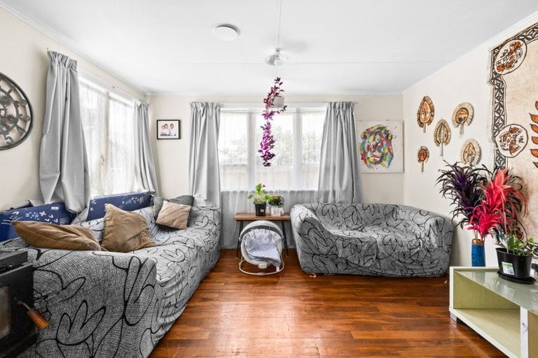 Photo of property in 413 Kotuku Street, Camberley, Hastings, 4120