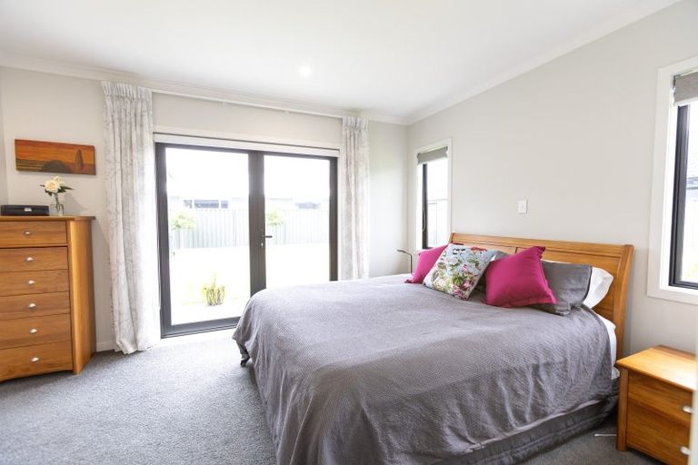 Photo of property in 12 Ruahine Road, Poraiti, Napier, 4112
