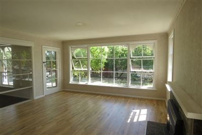 Photo of property in 3 Camelot Street, Ilam, Christchurch, 8041