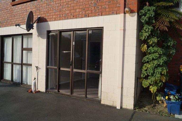 Photo of property in 17 Argyle Street, Mornington, Dunedin, 9011