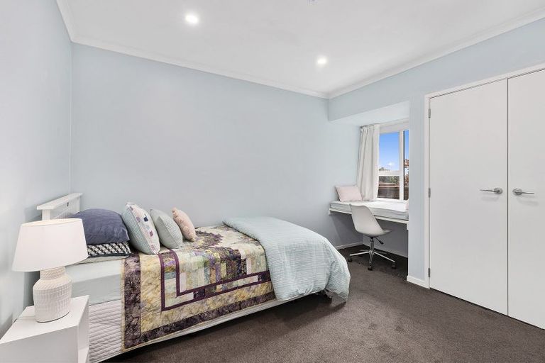 Photo of property in 13 De Castro Place, Titahi Bay, Porirua, 5022