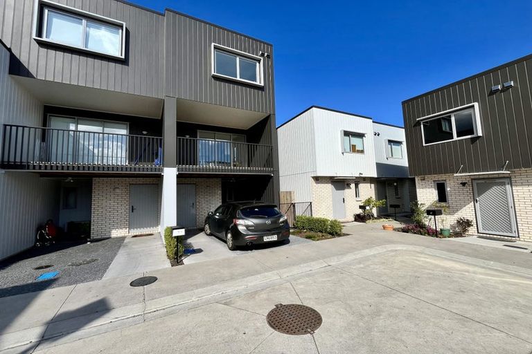 Photo of property in 59 Ngae Place, Mangere East, Auckland, 2024