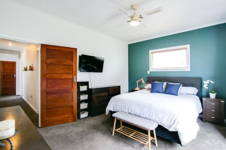 Photo of property in 7 Petane Road, Bay View, Napier, 4104