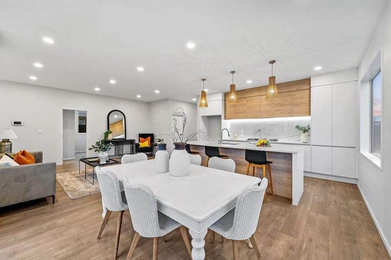 Photo of property in 20 Babina Avenue, Kumeu, 0810