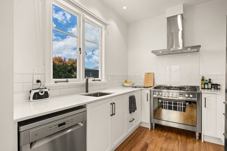 Photo of property in 121a Seventeenth Avenue, Tauranga South, Tauranga, 3112