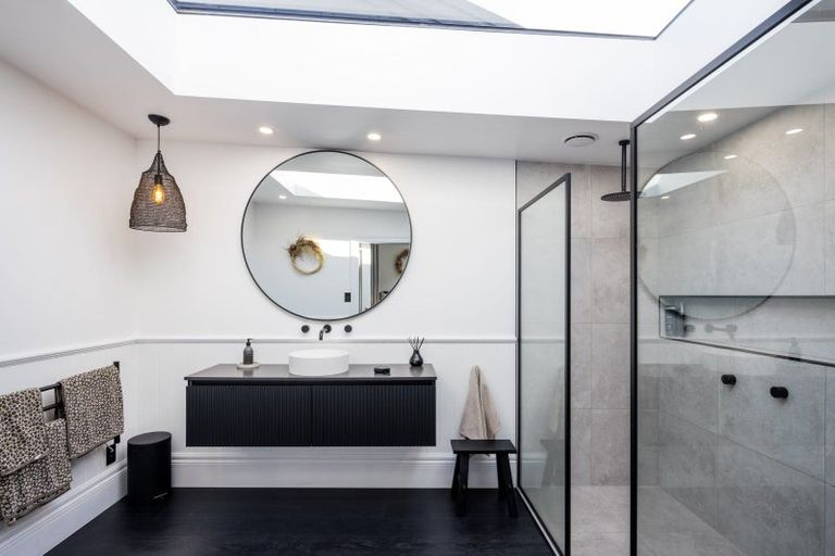 Photo of property in 42 Abbotsford Street, Whitiora, Hamilton, 3200