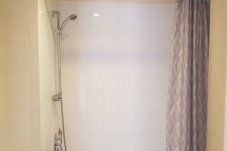 Photo of property in The Rennaissance, 1i/18 Ronwood Avenue, Manukau, Auckland, 2104