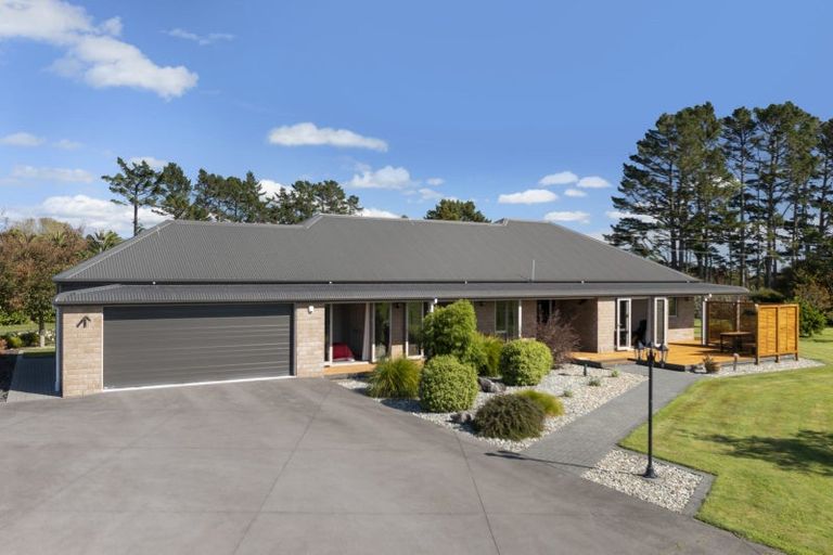 Photo of property in 8 Pitt Road, Hillsborough, New Plymouth, 4372