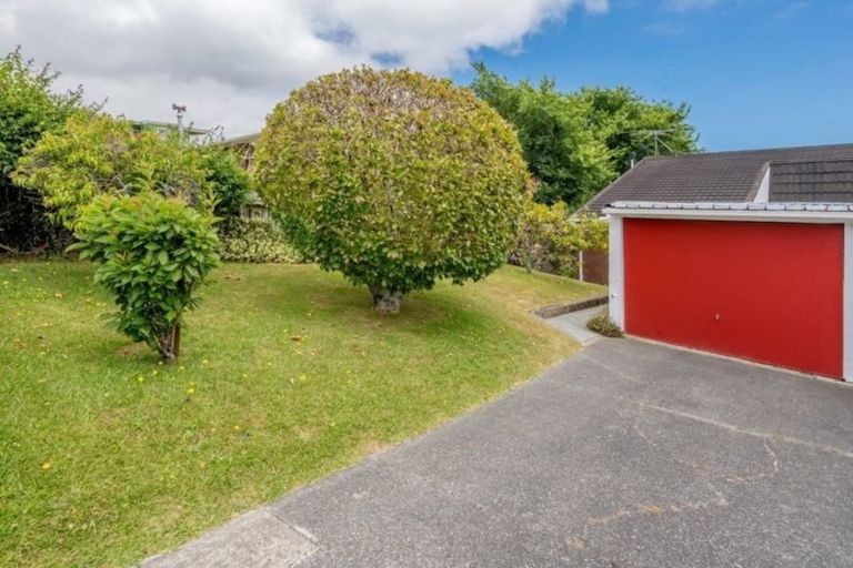 Photo of property in 88 Winara Avenue, Waikanae, 5036