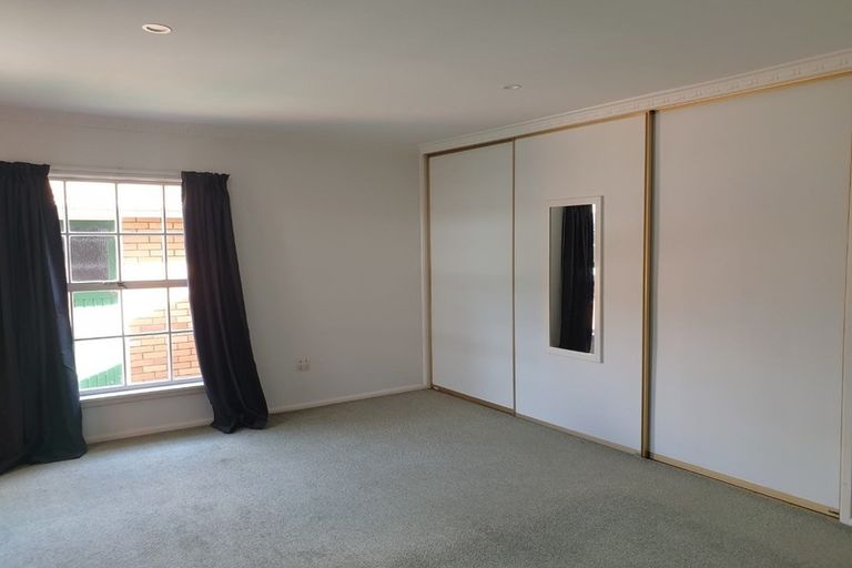 Photo of property in 14 Tomes Road, St Albans, Christchurch, 8052