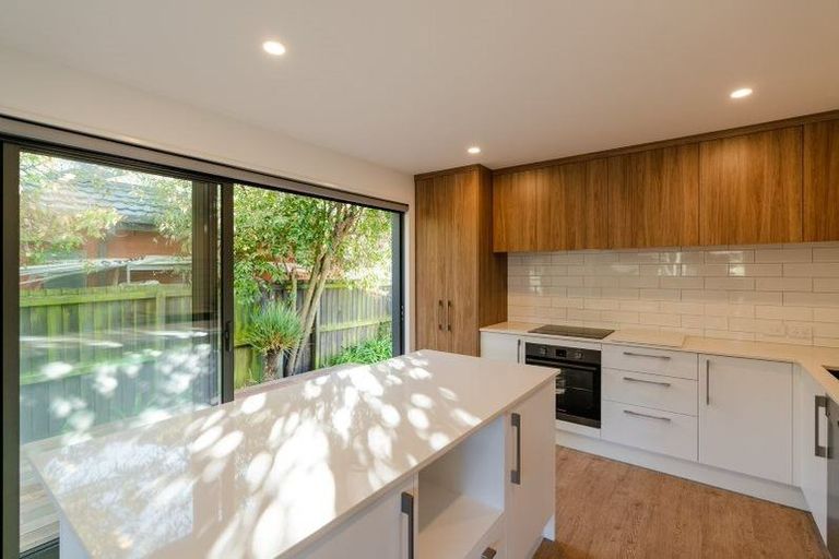 Photo of property in 45a Edgeware Road, St Albans, Christchurch, 8014