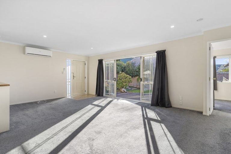 Photo of property in 3 Hibernian Drive, Ranui, Auckland, 0612