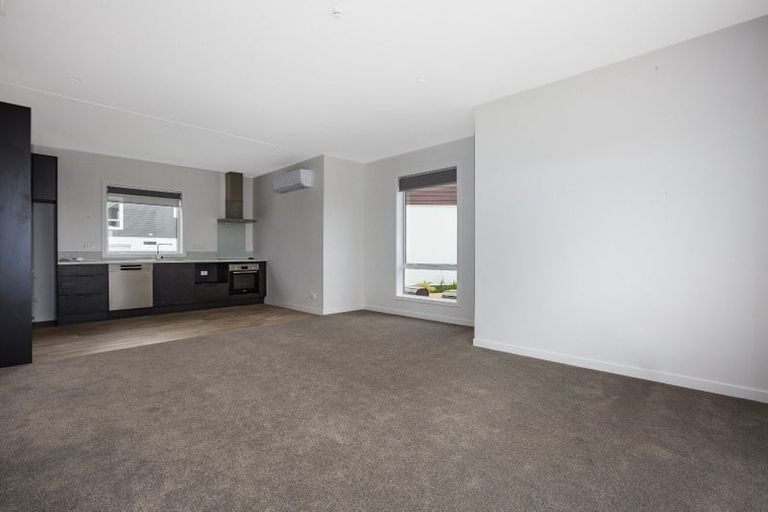 Photo of property in 6/30 Adventure Drive, Whitby, Porirua, 5024