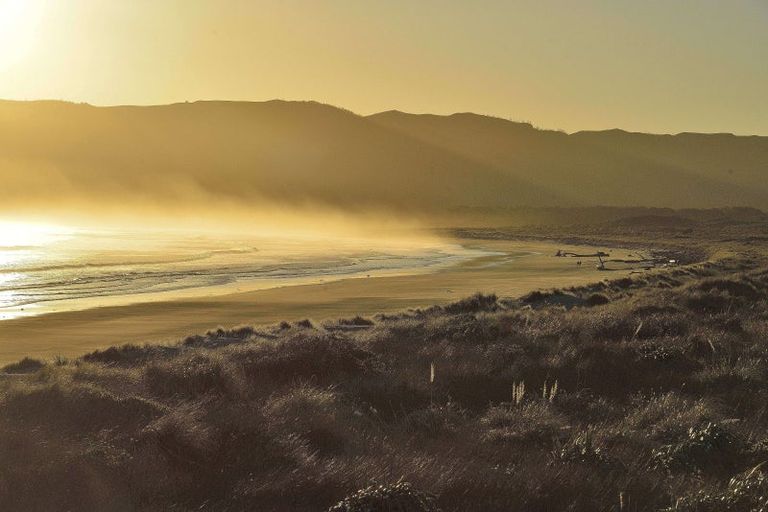 Photo of property in 5 Kereru Place, Mahia, 4198