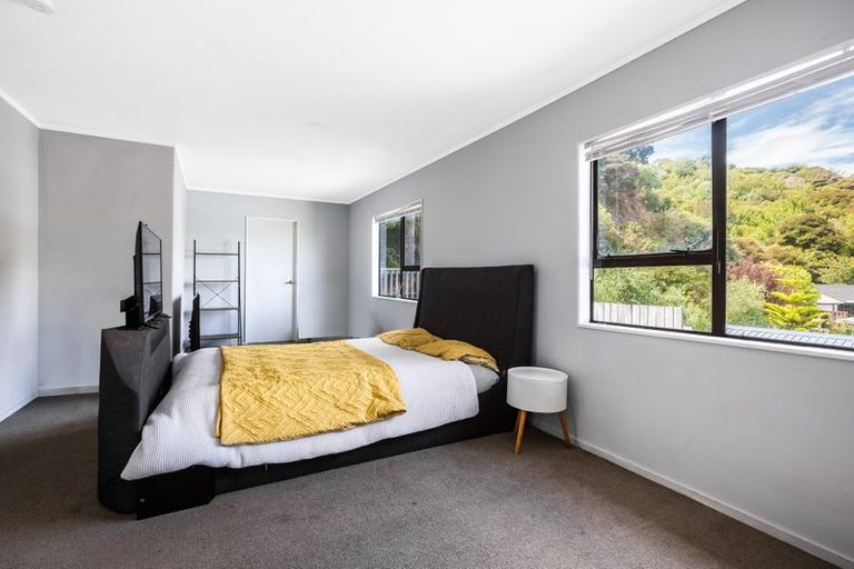 Photo of property in 77 Eskdale Road, Papakowhai, Porirua, 5024