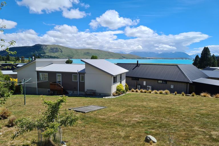 Photo of property in 3 Pollock Place, Lake Tekapo, 7999