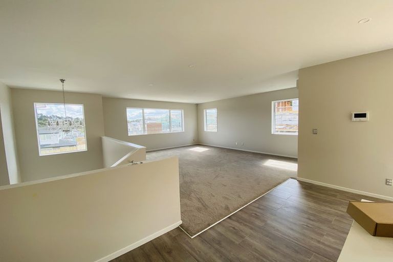 Photo of property in 38 Takurua Terrace, Orewa, 0931