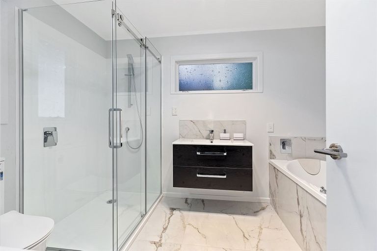 Photo of property in 29 The Track, Plimmerton, Porirua, 5026