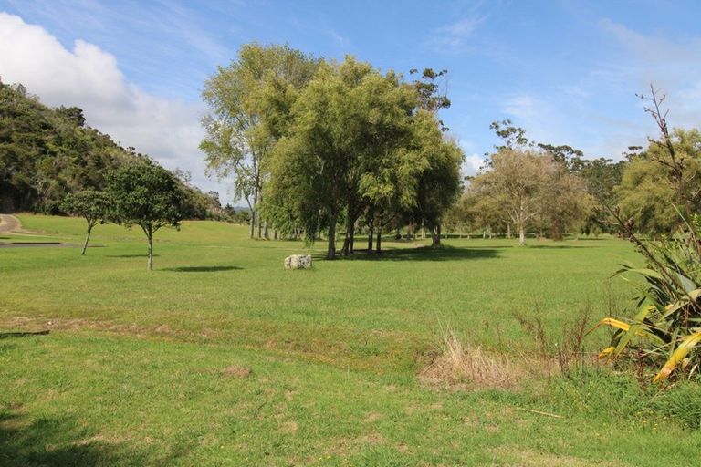 Photo of property in 116 Pinewood Court, Matarangi, Whitianga, 3592