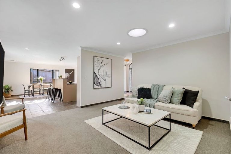 Photo of property in 16 Dusky Crescent, Aotea, Porirua, 5024