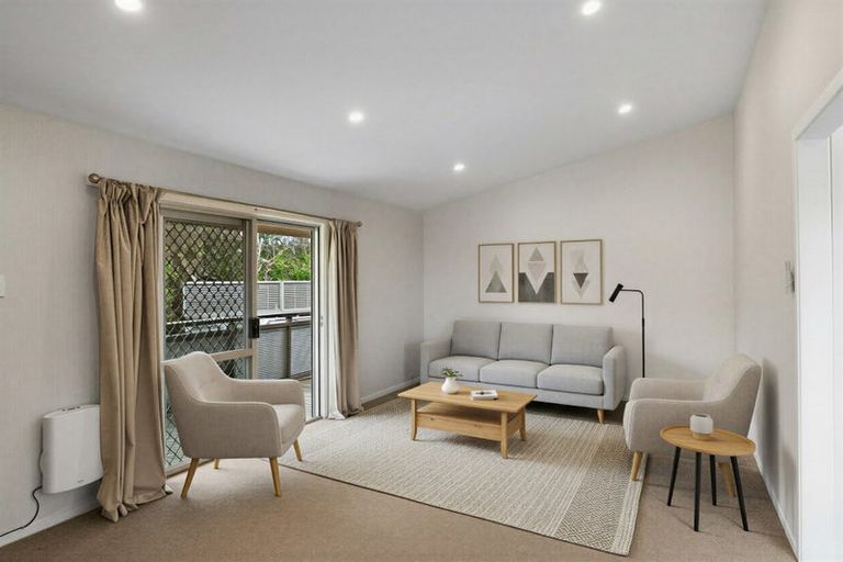 Photo of property in 21b Brian Crescent, Stanmore Bay, Whangaparaoa, 0932