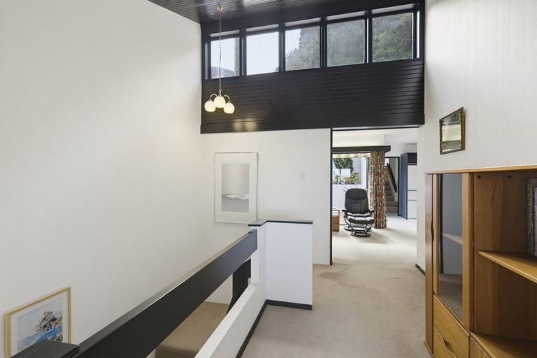 Photo of property in 68a Rama Crescent, Khandallah, Wellington, 6035