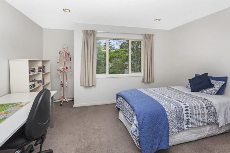 Photo of property in 42a Gleneagles Terrace, Ilam, Christchurch, 8053