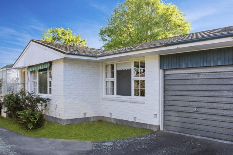 Photo of property in 1/313 Waimairi Road, Ilam, Christchurch, 8041