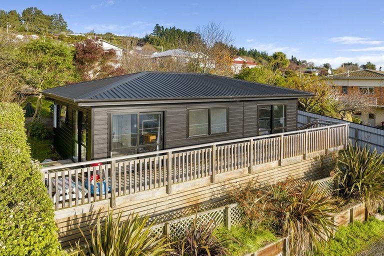 Photo of property in 2 Muir Street, Green Island, Dunedin, 9018