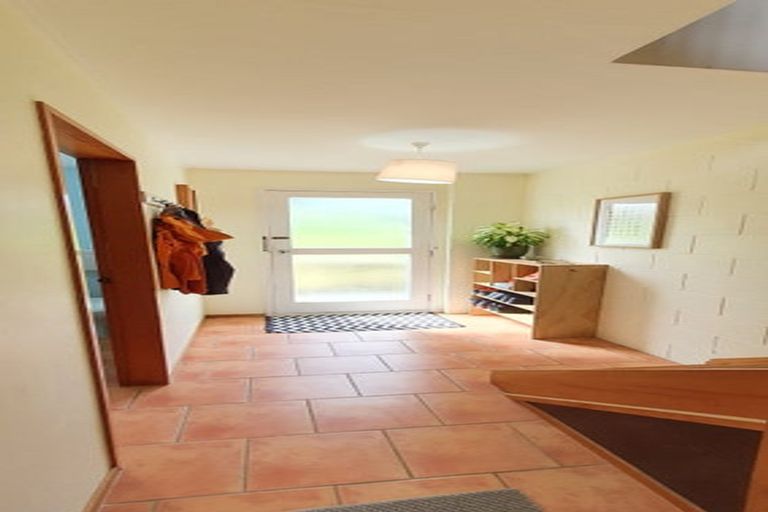 Photo of property in 2/50 Buckley Road, Southgate, Wellington, 6023