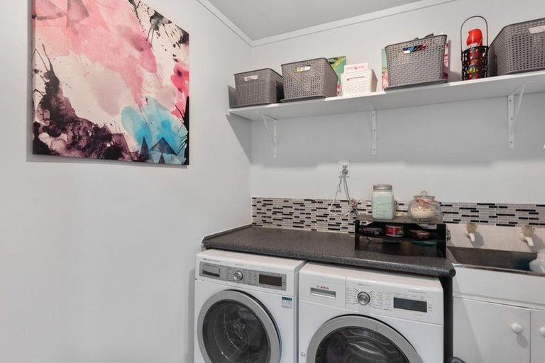 Photo of property in 24 Saint James Court, Paraparaumu, 5032