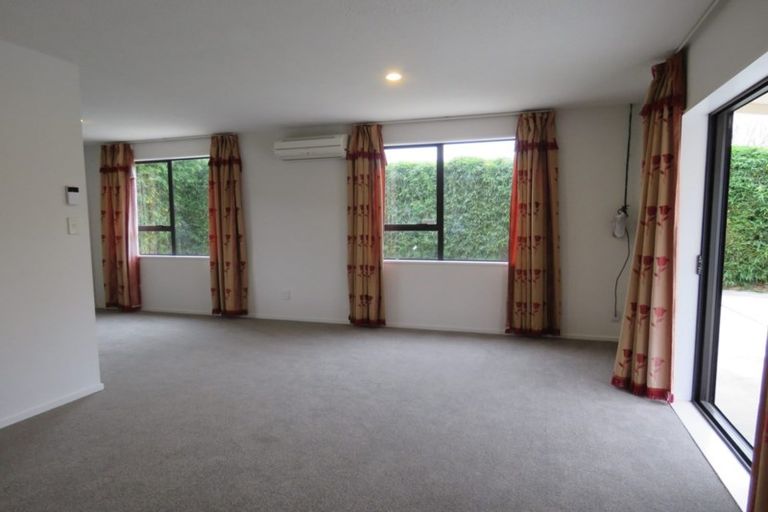 Photo of property in 365a Clyde Road, Bryndwr, Christchurch, 8053