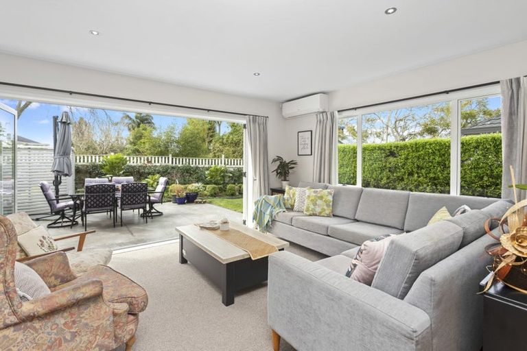 Photo of property in 17b Humphrey Kemp Avenue, Henderson, Auckland, 0612