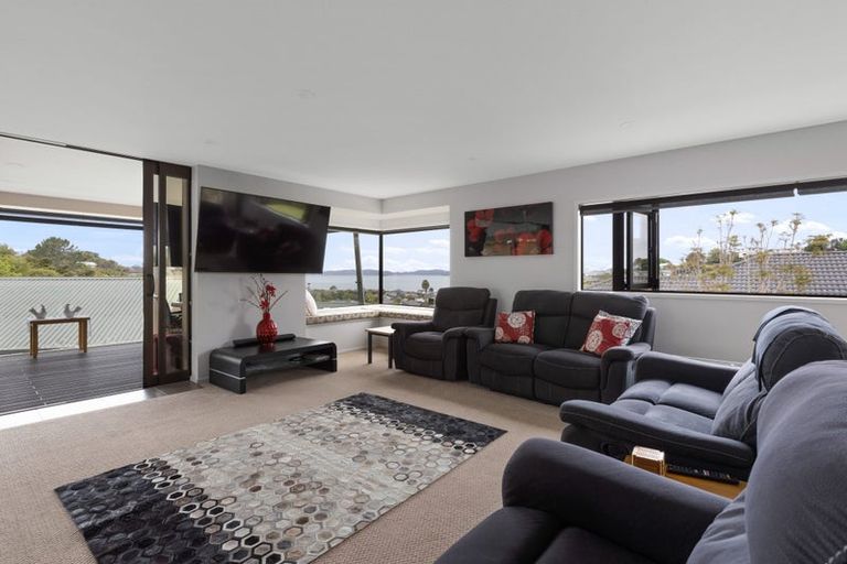 Photo of property in 10 Brampton Road, Snells Beach, 0920