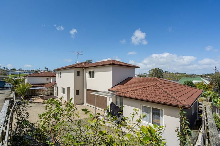 Photo of property in 16a Becroft Drive, Forrest Hill, Auckland, 0620