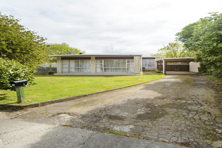 Photo of property in 22 Catlins Crescent, Milson, Palmerston North, 4414