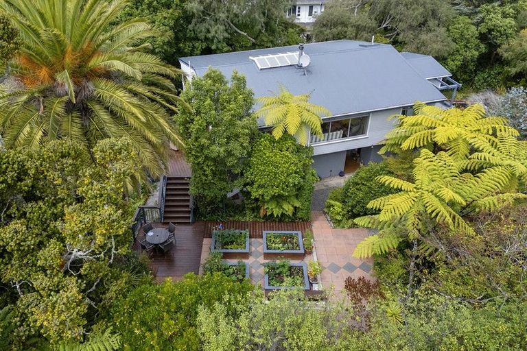 Photo of property in 106 Park Road, Belmont, Lower Hutt, 5010