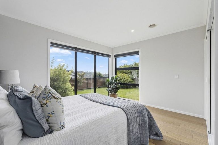 Photo of property in 29 John Burke Drive, Aotea, Porirua, 5024