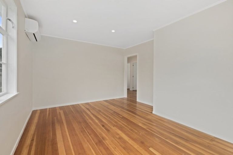 Photo of property in 68 Molesworth Street, Taita, Lower Hutt, 5011