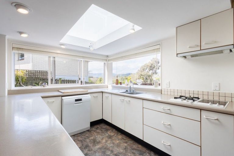 Photo of property in 32 Tui Road, Raumati Beach, Paraparaumu, 5032